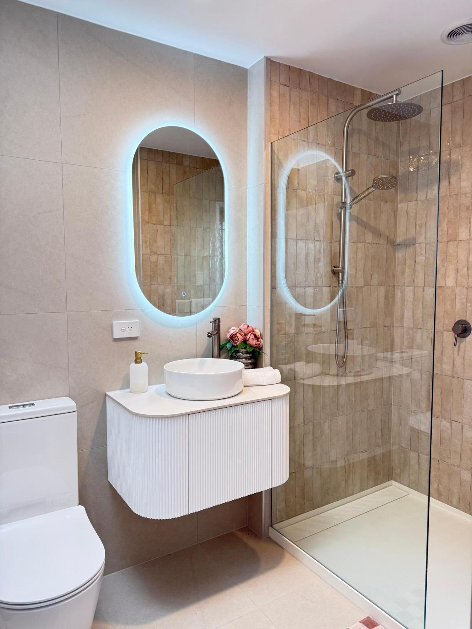 The Luxe Hidden Gem Villa In Auckland Heart - 3 Bedrooms Near Newmarket Westfieldmall Екстериор снимка